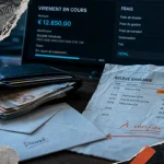 Faut il retirer son argent des banques en 2025 : cash, frais et sécurité